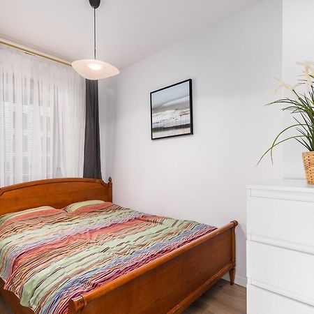 Bg Apartments Grzybowska Варшава Экстерьер фото